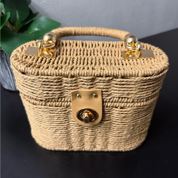 Commense Handbags - Commense Elegant Tan Woven Handbag